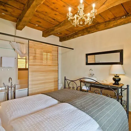 Bed & Breakfast Di Sotto, House & Breakfast