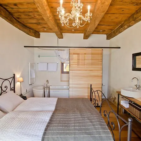 Bed & Breakfast Di Sotto, House & Breakfast