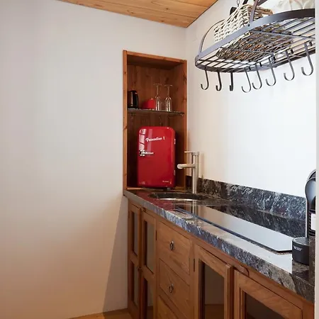 Bed & Breakfast Di Sotto, House & Breakfast Muralto