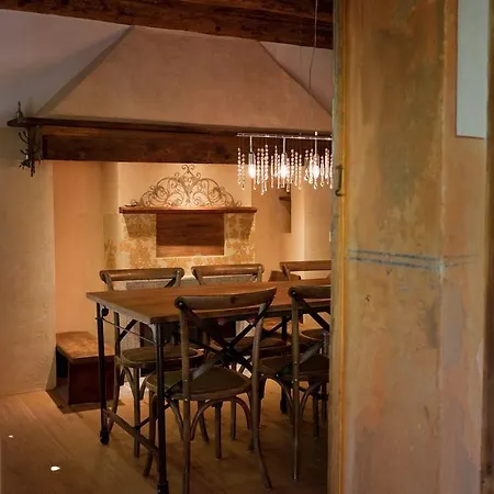 Di Sotto, House & Breakfast Muralto
